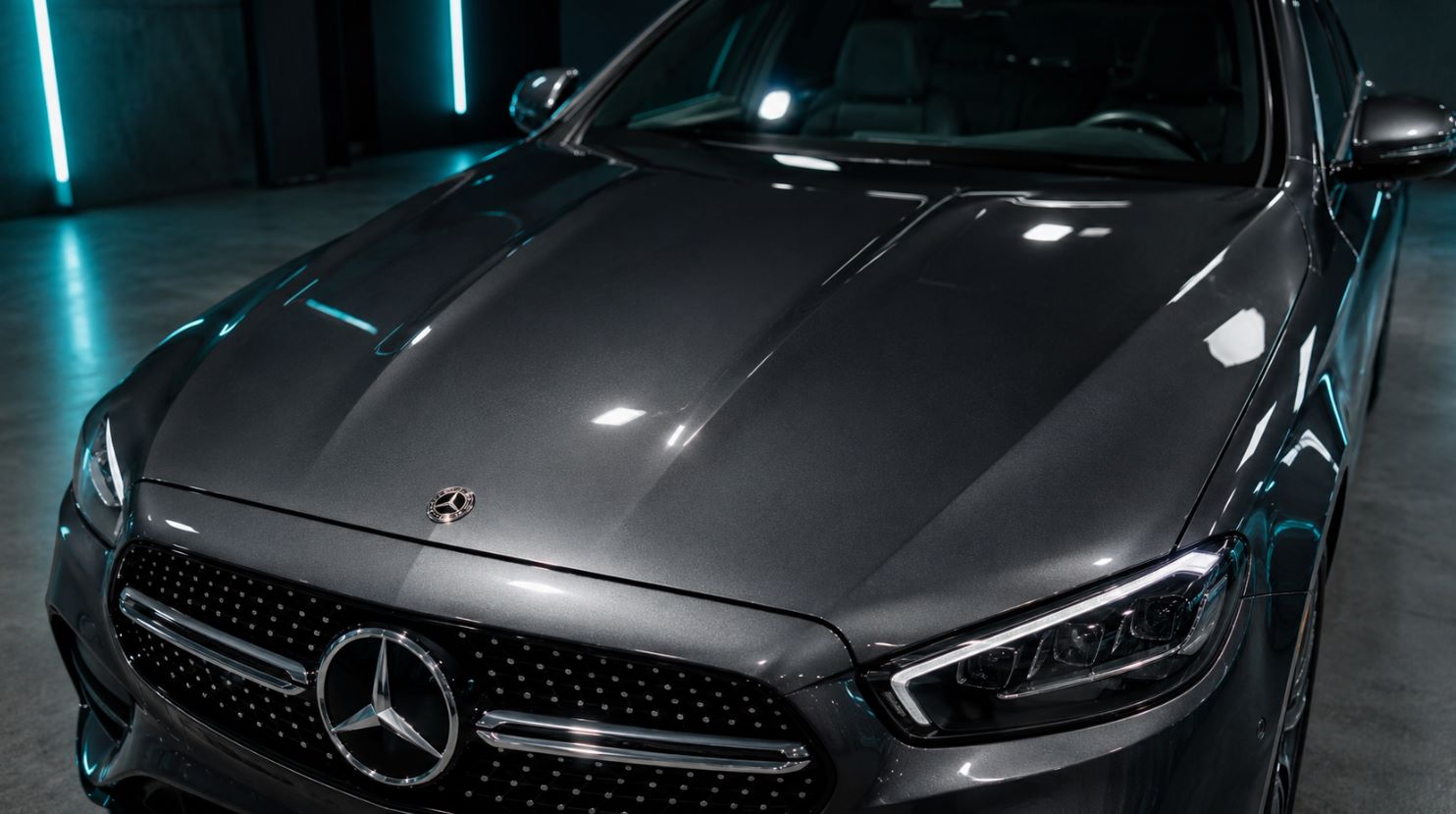 Ремонт сколов краски Mercedes с запечаткой лаком